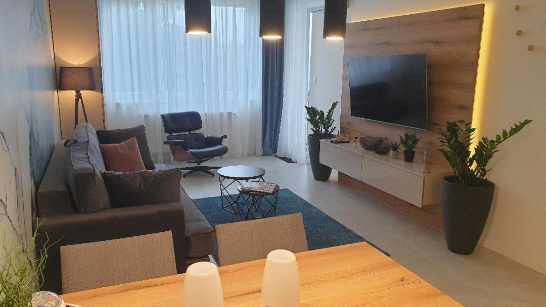 Family Resort Subotica Apartments Ngoại thất bức ảnh