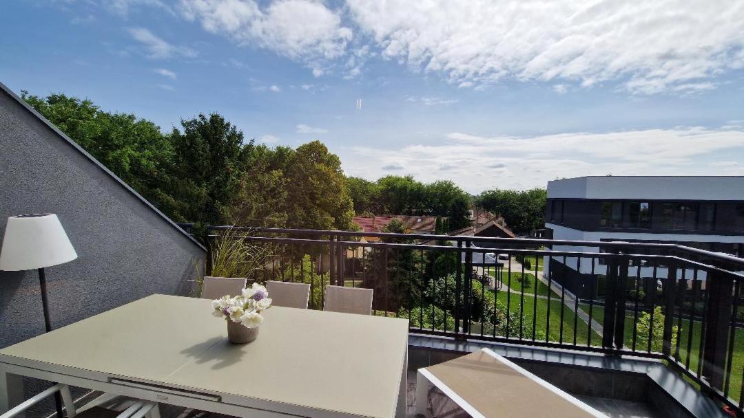 Family Resort Subotica Apartments Ngoại thất bức ảnh